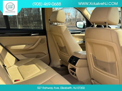 Used 2011 BMW X3 xDrive28i image 19