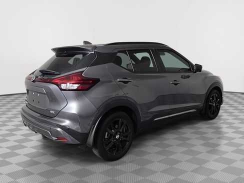 Used 2021 Nissan Kicks SR FWD image 8
