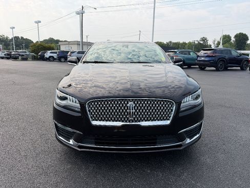 Used 2020 Lincoln MKZ FWD image 2