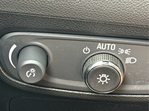 Certified 2024 Buick Encore GX Preferred FWD image 20