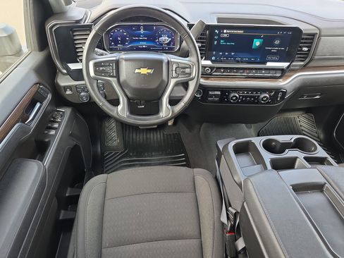 Used 2025 Chevrolet Silverado 2500 LT w/ Safety Package AWD/4WD image 14