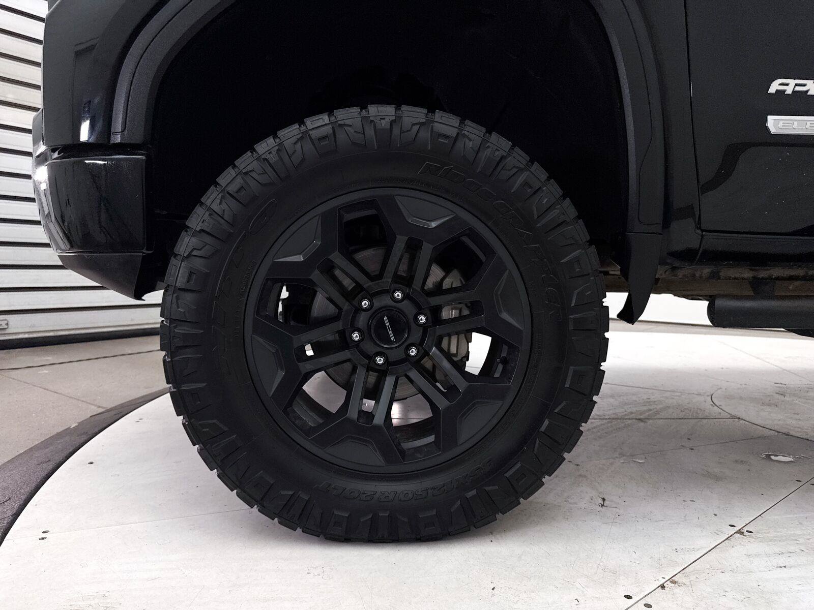 Used 2021 GMC Sierra 1500 Elevation w/ Preferred Package AWD/4WD image 13