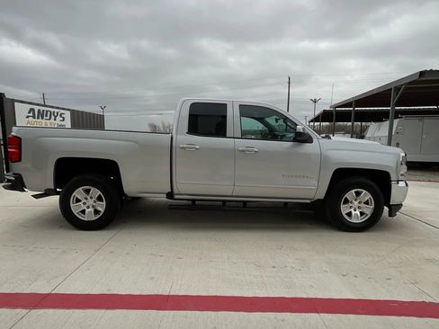 Used 2019 Chevrolet Silverado 1500 LT image 17