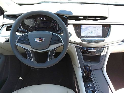 New 2026 Cadillac XT5 Premium Luxury image 14