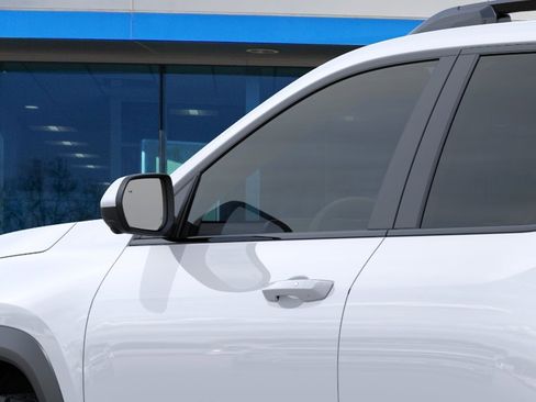 New 2026 Chevrolet Equinox ACTIV w/ Convenience Package III AWD/4WD image 12