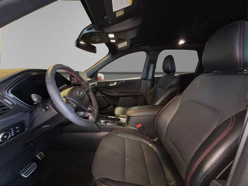 Certified 2023 Ford Escape ST-Line Elite AWD/4WD image 10