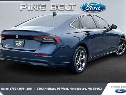 Used 2023 Honda Accord EX image 11