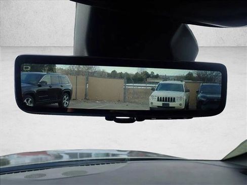 New 2026 Jeep Grand Cherokee Limited w/ Luxury Tech Group II AWD/4WD image 27