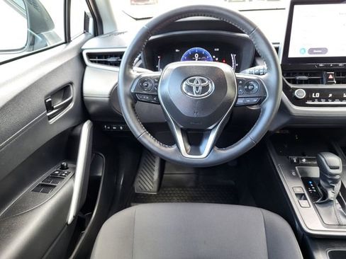 Used 2026 Toyota Corolla Cross LE w/ Moonroof Package AWD/4WD image 25