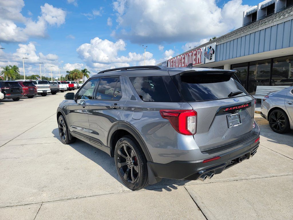 Used 2024 Ford Explorer ST w/ Equipment Group 401A AWD/4WD image 3