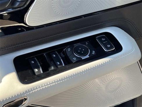Used 2023 Lincoln Aviator Black Label w/ Jet Package image 15