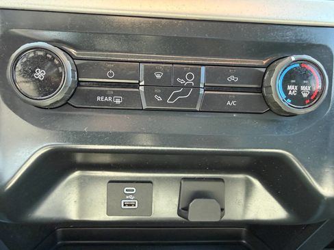 Used 2022 Ford F150 XL w/ Equipment Group 101A High AWD/4WD image 40