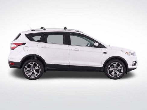Used 2017 Ford Escape Titanium w/ Equipment Group 301A AWD/4WD image 9