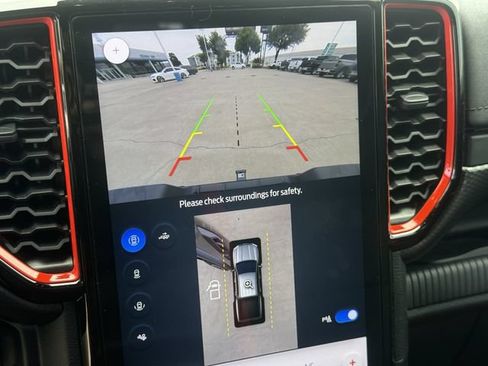 Used 2025 Ford Ranger Raptor AWD/4WD image 19