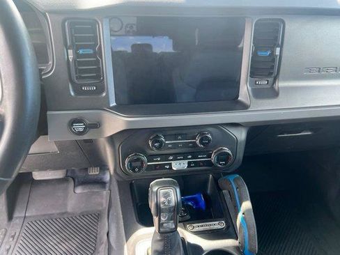 Used 2024 Ford Bronco Black Diamond AWD/4WD image 12