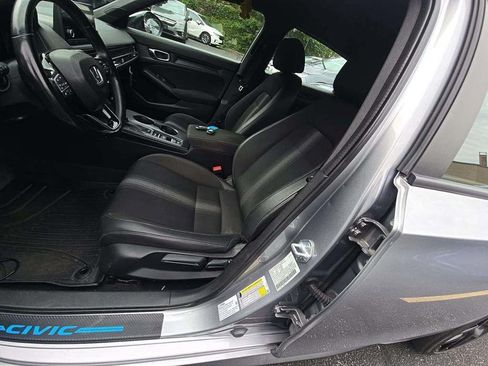 Used 2023 Honda Civic Sport image 7