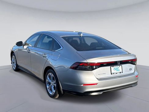 Used 2023 Honda Accord LX image 6