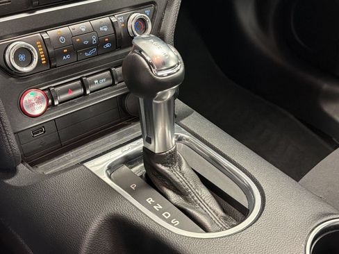 Used 2019 Ford Mustang Coupe RWD image 16