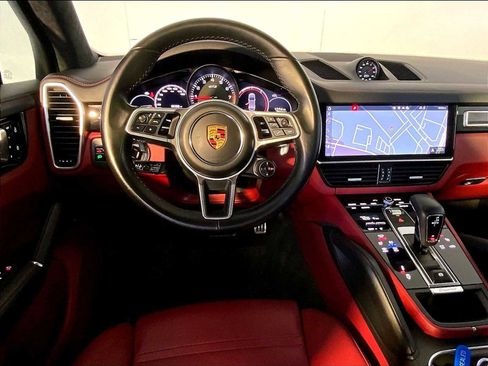 Certified 2021 Porsche Cayenne GTS AWD/4WD image 13