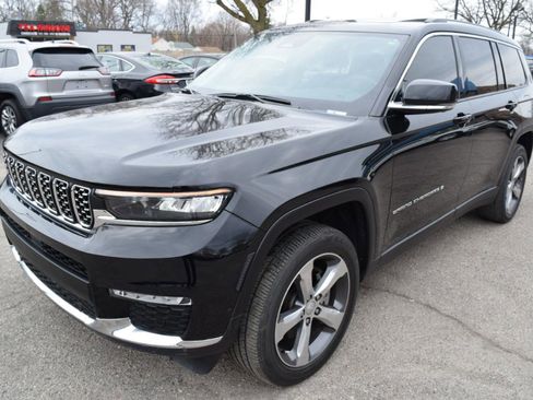 Used 2021 Jeep Grand Cherokee L Limited w/ Luxury Tech Group II image 2