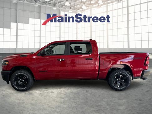 Used 2026 RAM 1500 Warlock AWD/4WD image 2