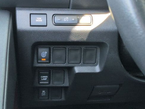 Used 2024 Nissan Frontier Pro-X w/ Technology Package RWD image 17