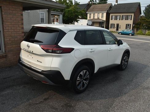 Used 2023 Nissan Rogue SV AWD/4WD image 4
