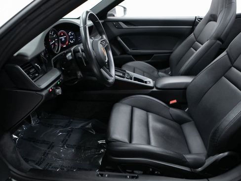 Certified 2022 Porsche 911 Carrera image 16