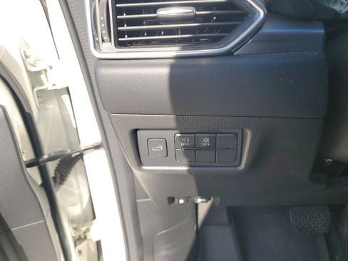 Used 2019 MAZDA CX-5 Touring image 31