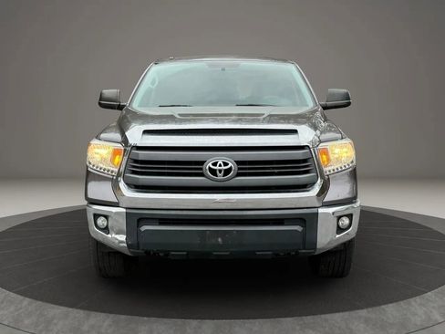 Used 2014 Toyota Tundra SR5 w/ SR5 Upgrade Package image 2