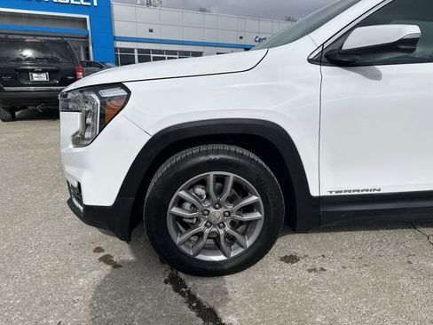Certified 2024 GMC Terrain SLT image 34