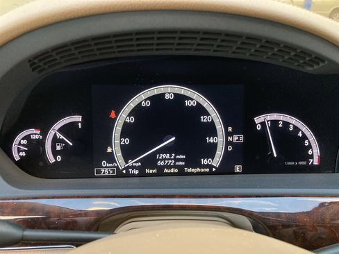 Used 2011 Mercedes-Benz S 550 S 550 4MATIC image 29