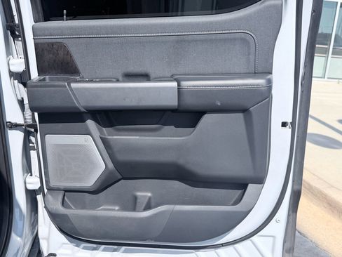 Used 2021 Ford F150 Lariat w/ Equipment Group 502A High AWD/4WD image 32