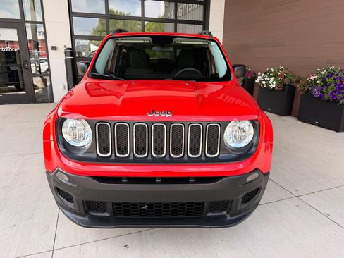 Used 2017 Jeep Renegade Sport w/ Power & Air Group AWD/4WD image 2