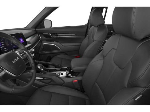 Certified 2024 Kia Telluride EX w/ EX Captain's Chair Package image 6