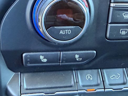 Used 2020 Chevrolet Silverado 1500 LT w/ All-Star Edition image 24