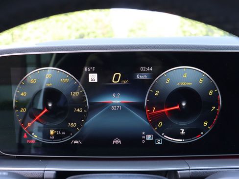 Used 2022 Mercedes-Benz GLE 350 4MATIC image 35