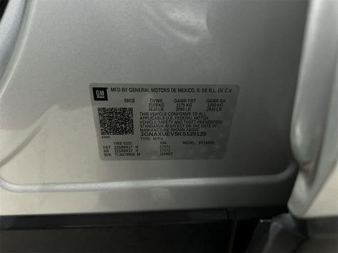 Used 2019 Chevrolet Equinox LT image 14