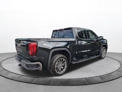 New 2026 GMC Sierra 1500 SLT w/ SLT Premium Plus Package