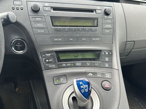 Used 2011 Toyota Prius Two FWD image 12