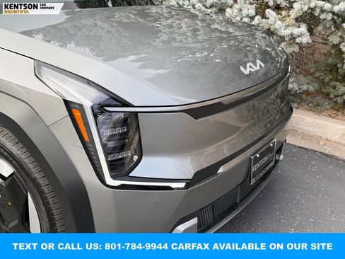 Used 2024 Kia EV9 Wind image 13