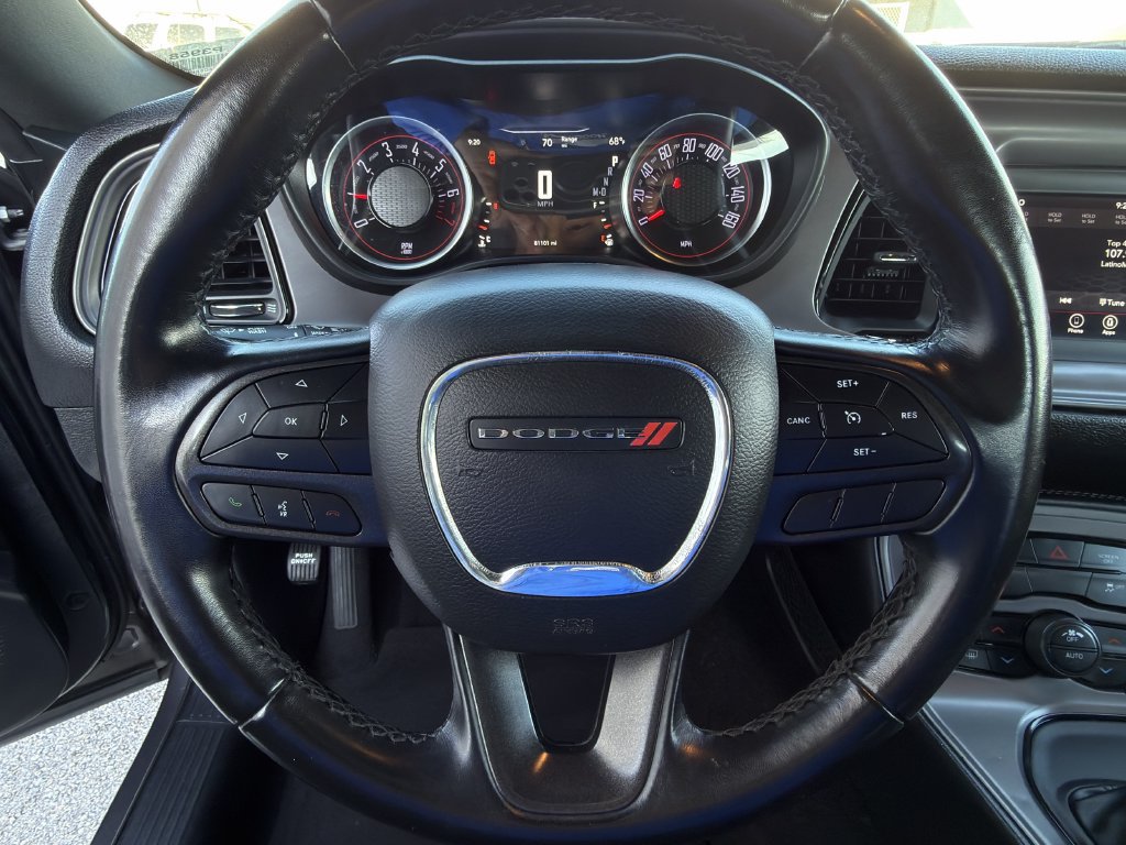 Used 2023 Dodge Challenger SXT RWD image 10