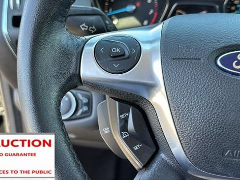 Used 2013 Ford Escape Titanium w/ Class II Trailer Tow Pkg FWD image 22
