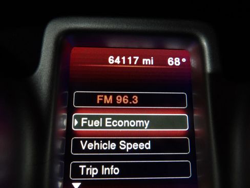 Used 2019 Dodge Journey SE FWD image 15