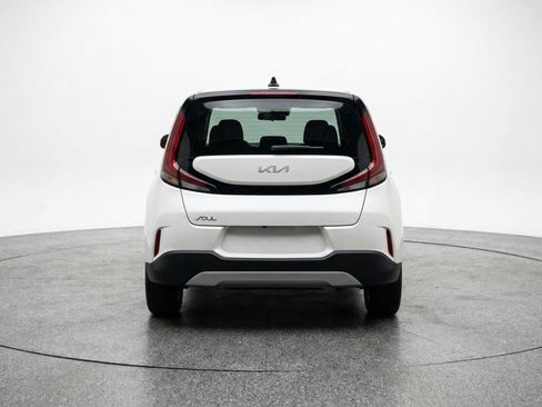 Used 2025 Kia Soul LX w/ LX Technology Package image 7