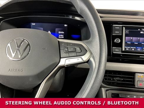 Used 2022 Volkswagen Taos S FWD image 11