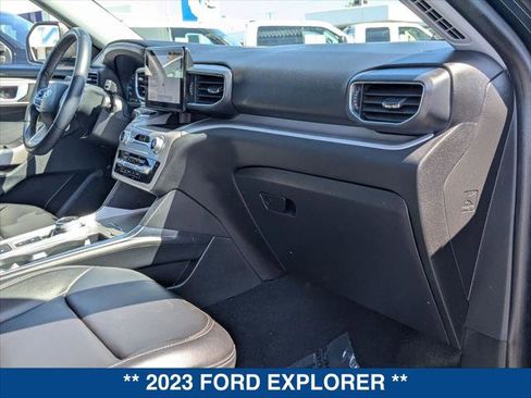 Used 2023 Ford Explorer XLT w/ Equipment Group 202A image 24