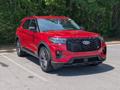 New 2026 Ford Explorer ST AWD/4WD image 2