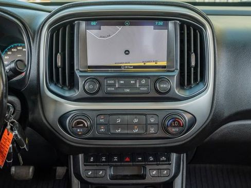 Used 2018 Chevrolet Colorado ZR2 image 26