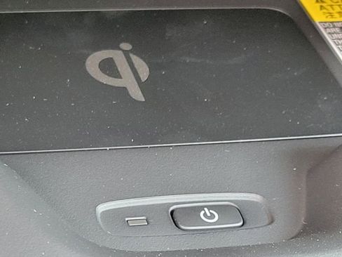 Used 2023 Toyota Corolla XSE w/ Carpet Mat Package (TMS) FWD image 32